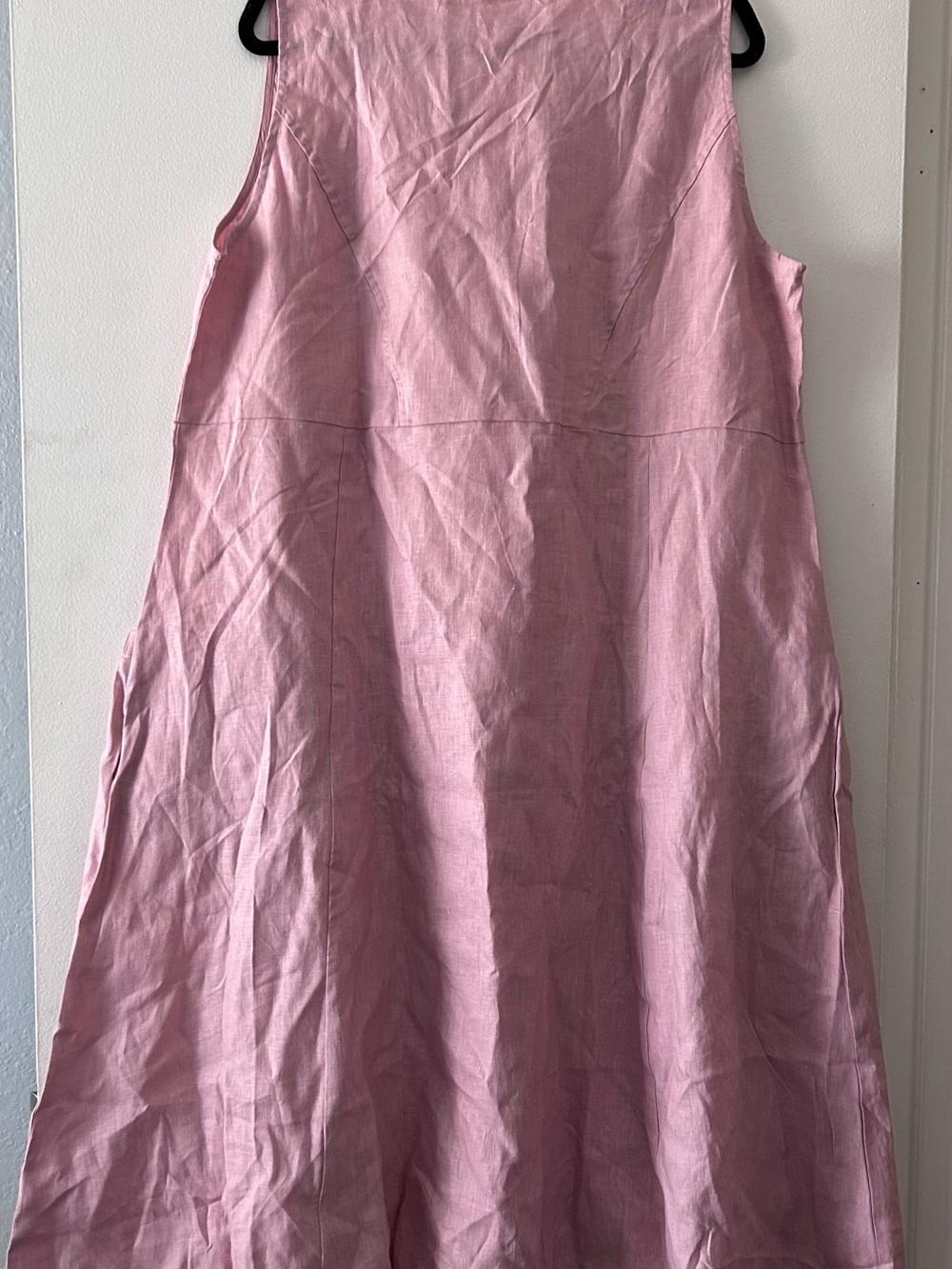 LINTICO Sleeveless Pink Linen Midi Dress with Pockets - Picture 3 of 6